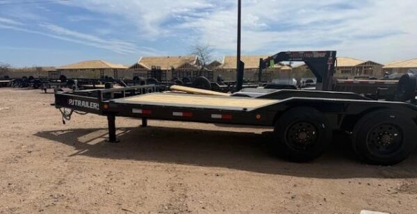 20x102" Tandem Axle, Super-Wide, 22K GVWR, Hyd. Jacks