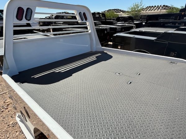 Norstar Truck Bed Western Hauler (8'6" x 90"-56 CTA) w/ Bed Liner