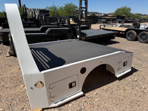 Norstar Truck Bed Western Hauler (8'6" x 90"-56 CTA) w/ Bed Liner