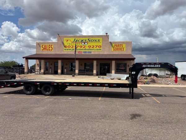 25' Gooseneck, Low-Pro Flatdeck with Duals, 25K GVWR, 14 PLY