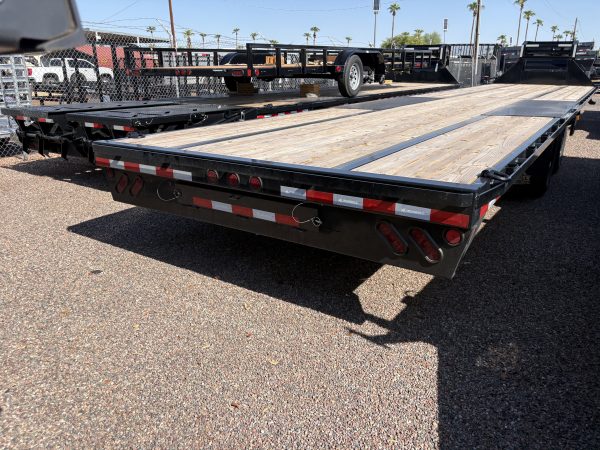 40x102 IronBull Goosneck Tandem Duals,  25,900K GVWR, Deckover, Slide In Ramps