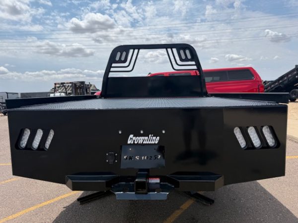 Crownline SKS57 Skirted, Single-Wheel, Long Bed, Black Boxes (8′ 6″ x 84″ - 57″ CTA)