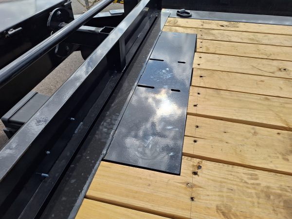 16x83 Tandem Axle, 20K GVWR, Gravity Tilt