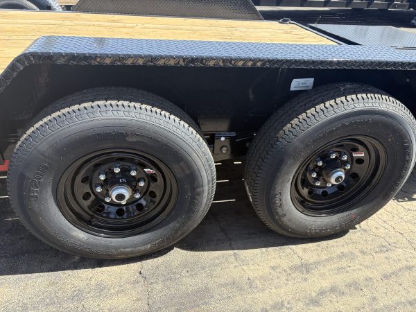 20x83 Tandem Axle, 14K GVWR, Car Hauler, Max Ramps