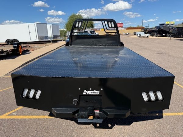 Crownline SKC84 Skirted, Dual Wheel C&C (11'4"x 97"-84" CTA)