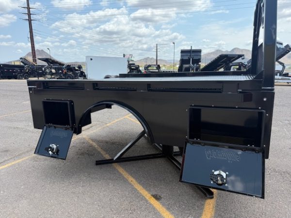 Crownline SKS57 Skirted, Single-Wheel, Long Bed, Black Boxes (8′ 6″ x 84″ - 57″ CTA)