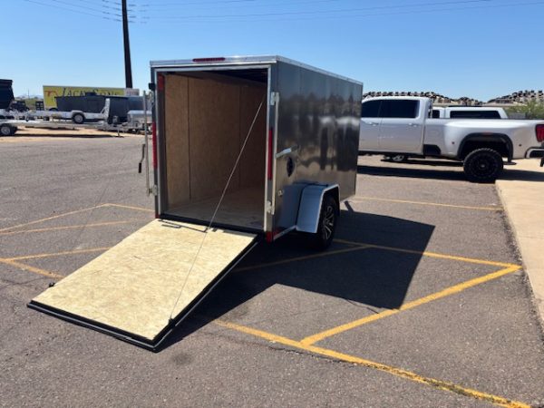 10x5 Indigo DLX, 3K GVWR, Ramp Door
