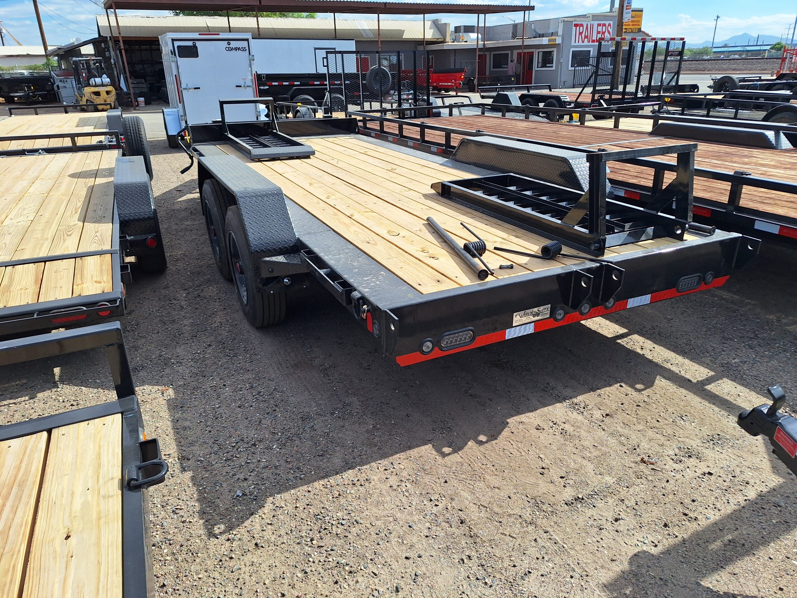 18x82 Tandem Axle, 20K GVWR, 10" I-Beam - Image 4