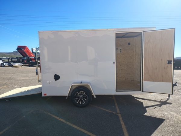 12x6 Indigo DLX, 3K GVWR, Ramp Door
