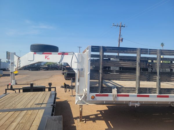 20x102 Gooseneck 14K GVWR, Removeable Sides