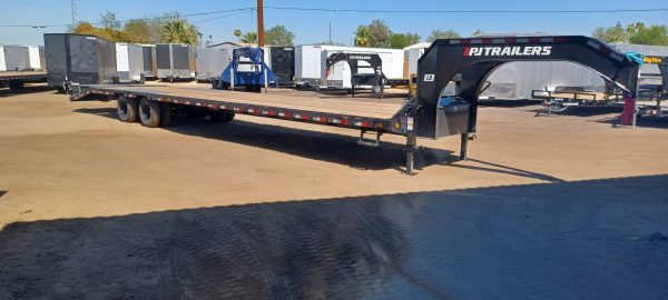 40' Gooseneck Low-Pro Flatdeck with Duals, 25K GVWR
