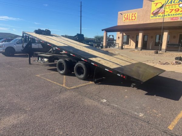 26x102 Gooseneck, Tandem Duals, 24K GVWR, Full Tilt