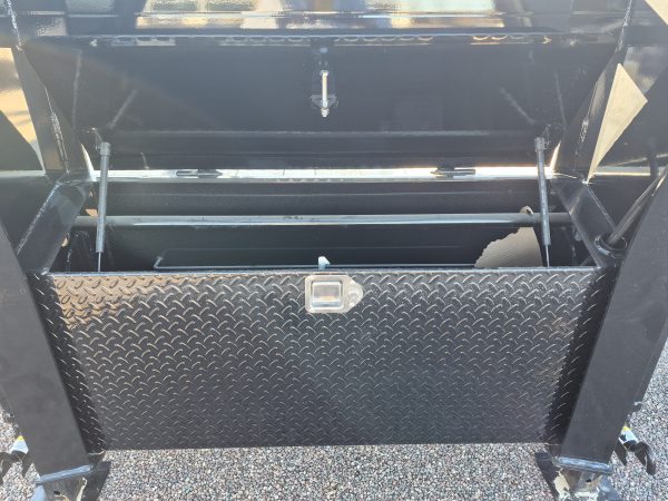 36' Gooseneck Low-Pro Flatdeck with Duals, 25K GVWR