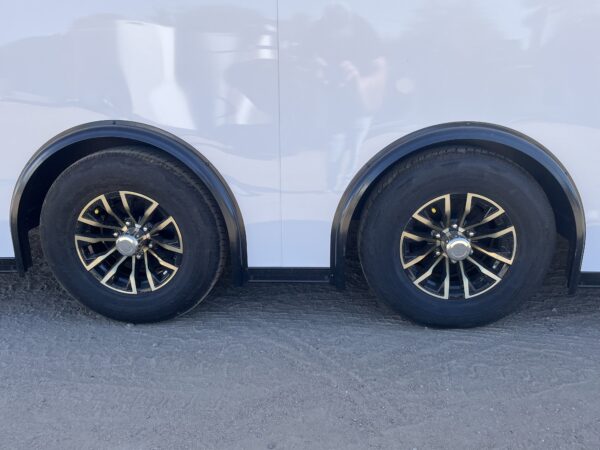 20x8.5 Canyon Race, 10K GVWR, AC/Heat, Ramp Door