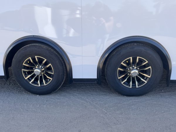 20x8.5 Canyon Race, 10K GVWR, AC/Heat, Ramp Door