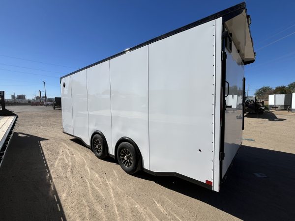 20x8.5 Canyon Race, 10K GVWR, AC/Heat, Ramp Door