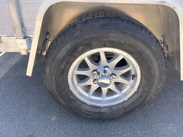 08x54 All Aluminum, 2K GVWR, Single Axle, W/ Tailgate Aluminum Wheel & Tire Upgrade  (548ESA-S-TG)