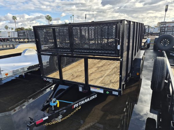 14x83 Tandem Axle, 7K GVWR, 4' Exp Sides, Channel Utility