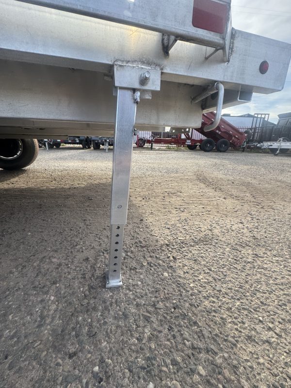 18x102 All Aluminum Wide Body, 10K GVWR, Heavy Tandem Axle, Electric Brake, Drive-Over-Fenders, Ramps, RTD (WB18H-TA-EL-DOF-R-RR-RTD)