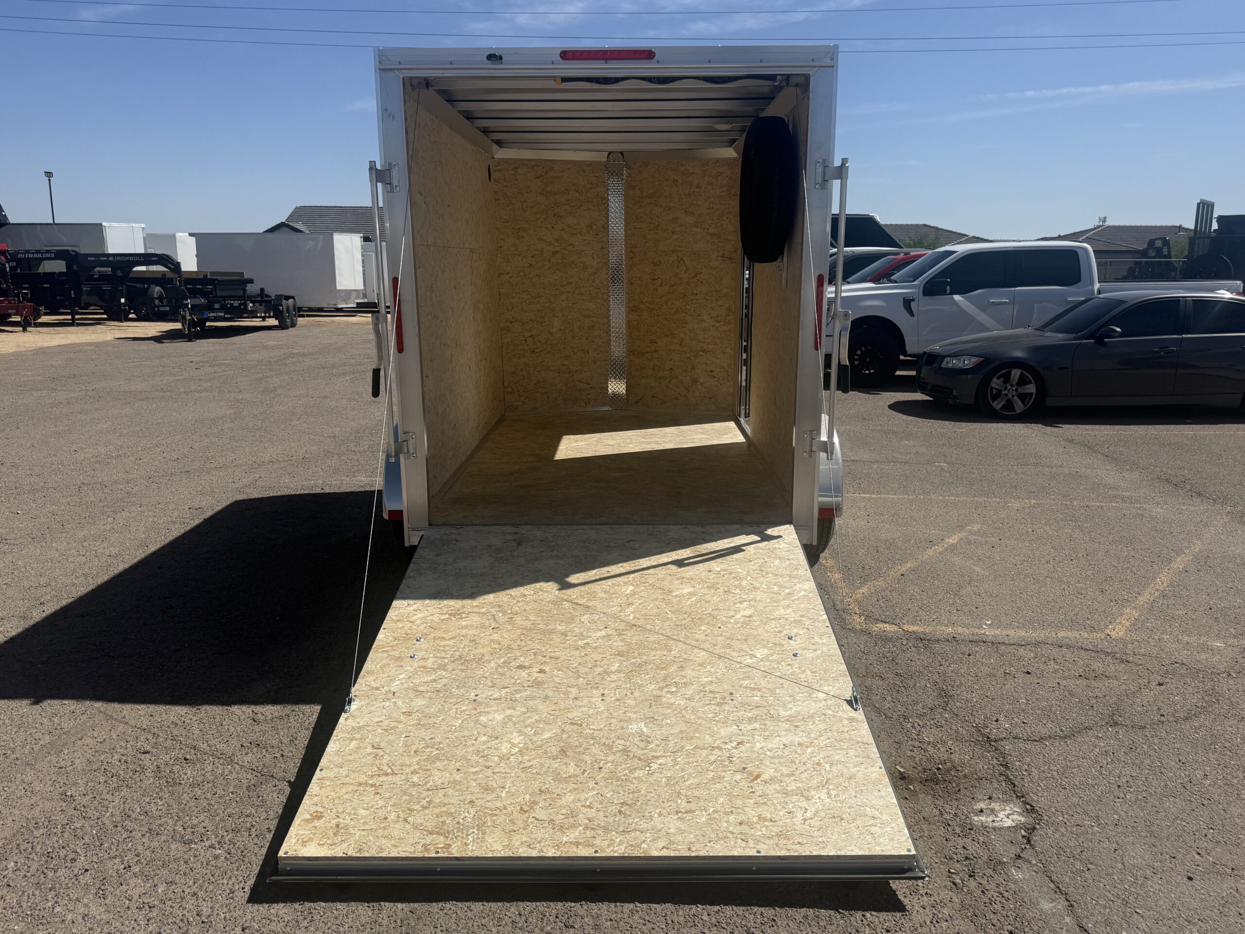 10x6 All Aluminum XLT-P Enclosed, 3K GVWR, Limited Edition, Ramp Door - Image 7