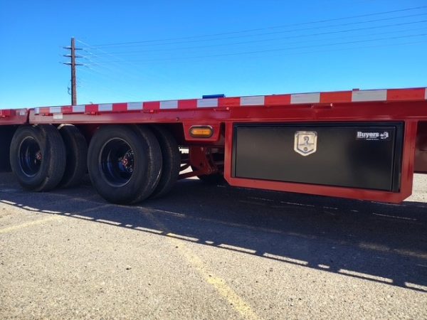 36X102" Gooseneck, Tandem Axle, 10FT Hydraulic Tail, Hyd. Jacks, 25,900 GVWR