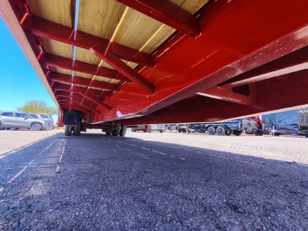 36X102" Gooseneck, Tandem Axle, 10FT Hydraulic Tail, Hyd. Jacks, 25,900 GVWR
