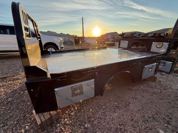 Crowline SKC-60 Skirted, Dual-Wheel C&C (9'4" x 97"-60 CTA)