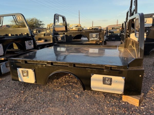 Crowline SKC-60 Skirted, Dual-Wheel C&C (9'4" x 97"-60 CTA)