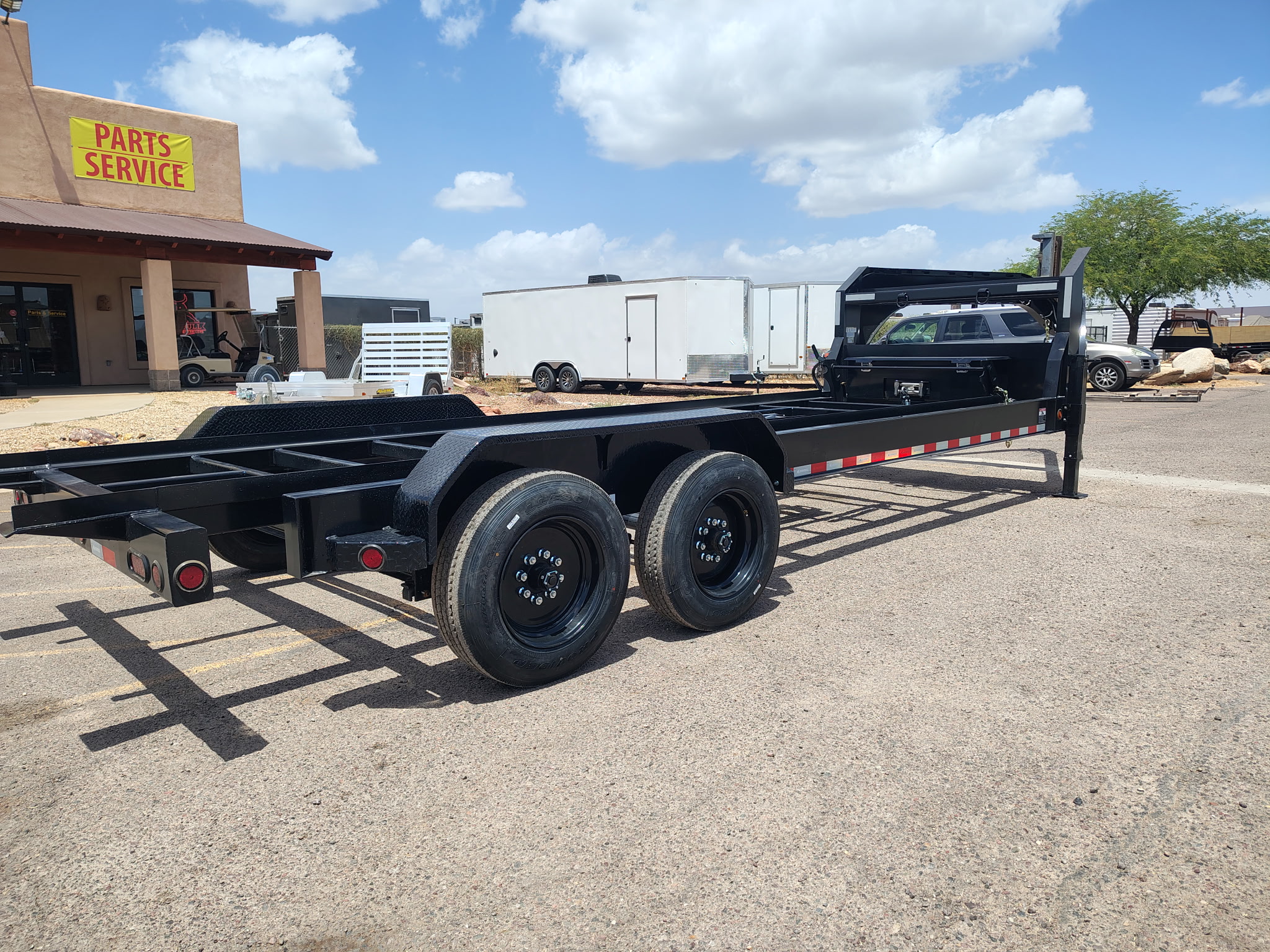 20x83 Ironbull Gooseneck, Tandem Axle, Roll Off Chassis, 16K GVWR, 16 PLY - Image 12