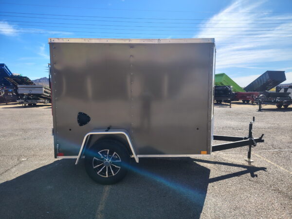 08x5 Indigio DLX, 3K GVWR, Rear Swing Door