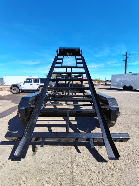 16x83 Ironbull Tandem Axle, Roll Off Chassis, 15K GVWR - Image 6
