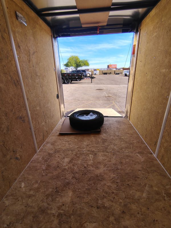 8x5 Indigo DLX, 3K GVWR, Ramp Door