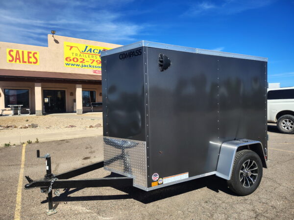 08x5 Indigio DLX, 3K GVWR, Rear Swing Door