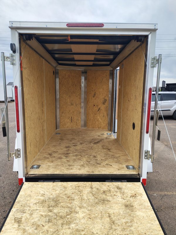 08x5 Indigo DLX, 3K GVWR, 24" Side Entry Door, Ramp Door