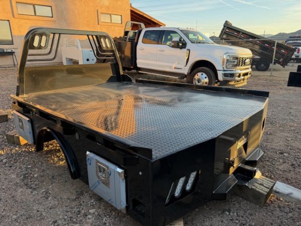 Crowline SKC-60 Skirted, Dual-Wheel C&C (9'4" x 97"-60 CTA)