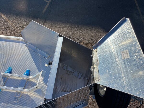 TK1 Single Axle Trike Hauler, 2K GVWR, Slide Out Ramp
