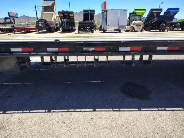 40' Low-Pro Flatdeck w/ Duals, Air Ride, Elec/Hyd Disc brakes, 25K GVWR