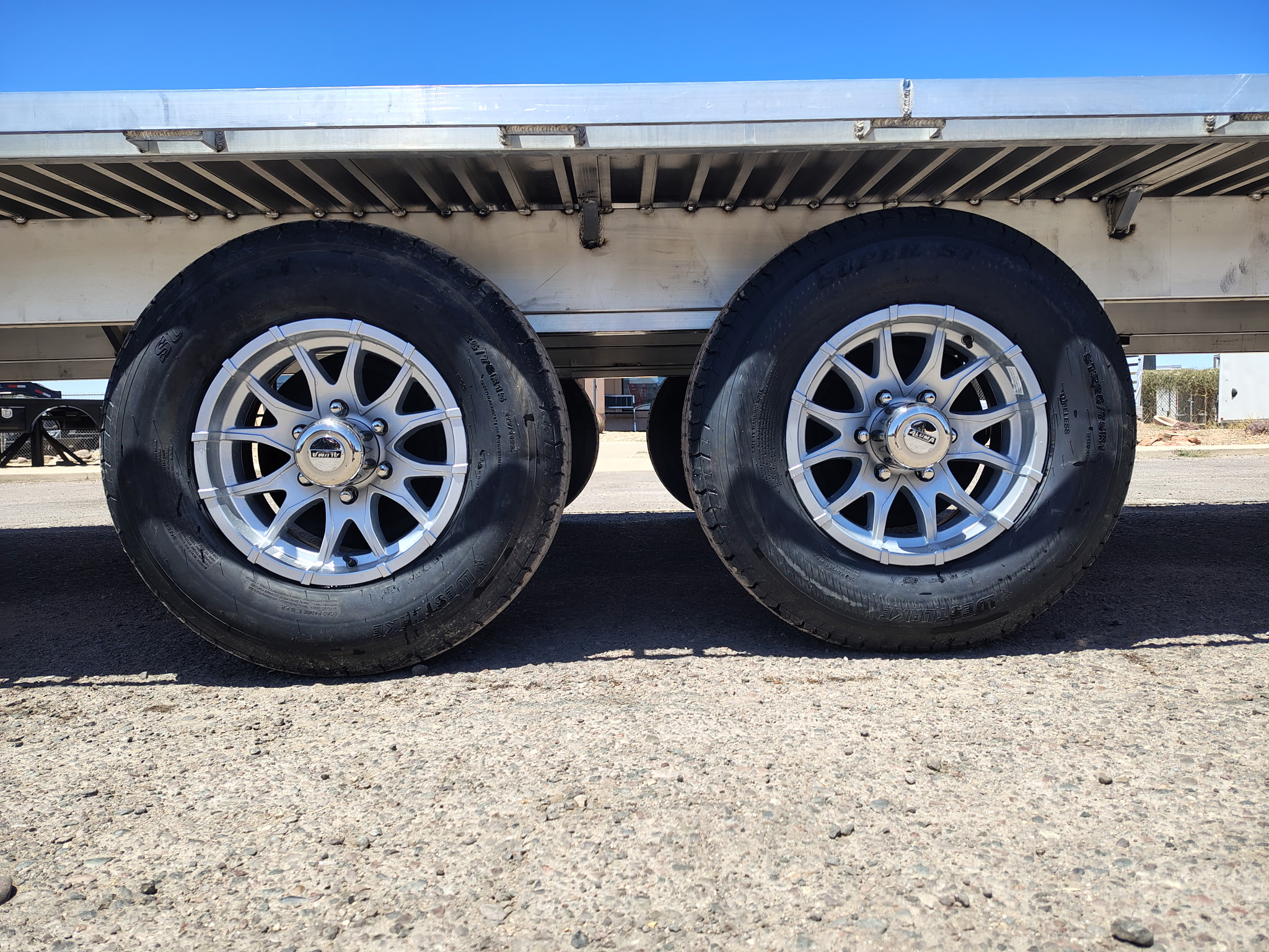 30X102 Tandem Axle, Deckover, Bi-Fold Tailgate (1030H-TA-BT-DT-RR-RTD) - Image 11