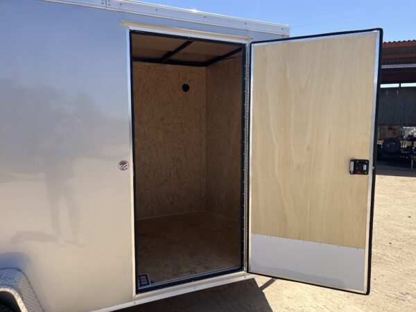 12x6 Indigo DLX, 3K GVWR, Ramp Door