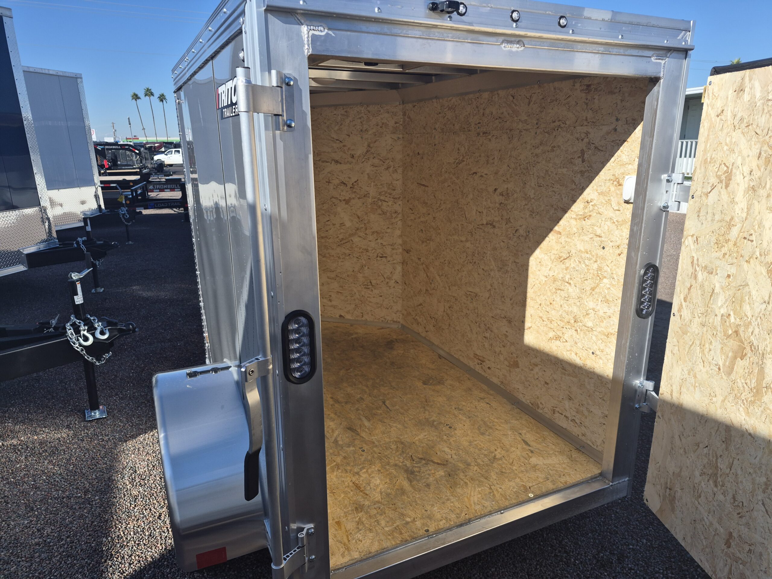 6x4 All Aluminum, NXT Enclosed, 2K GVWR, Swing Door - Image 3