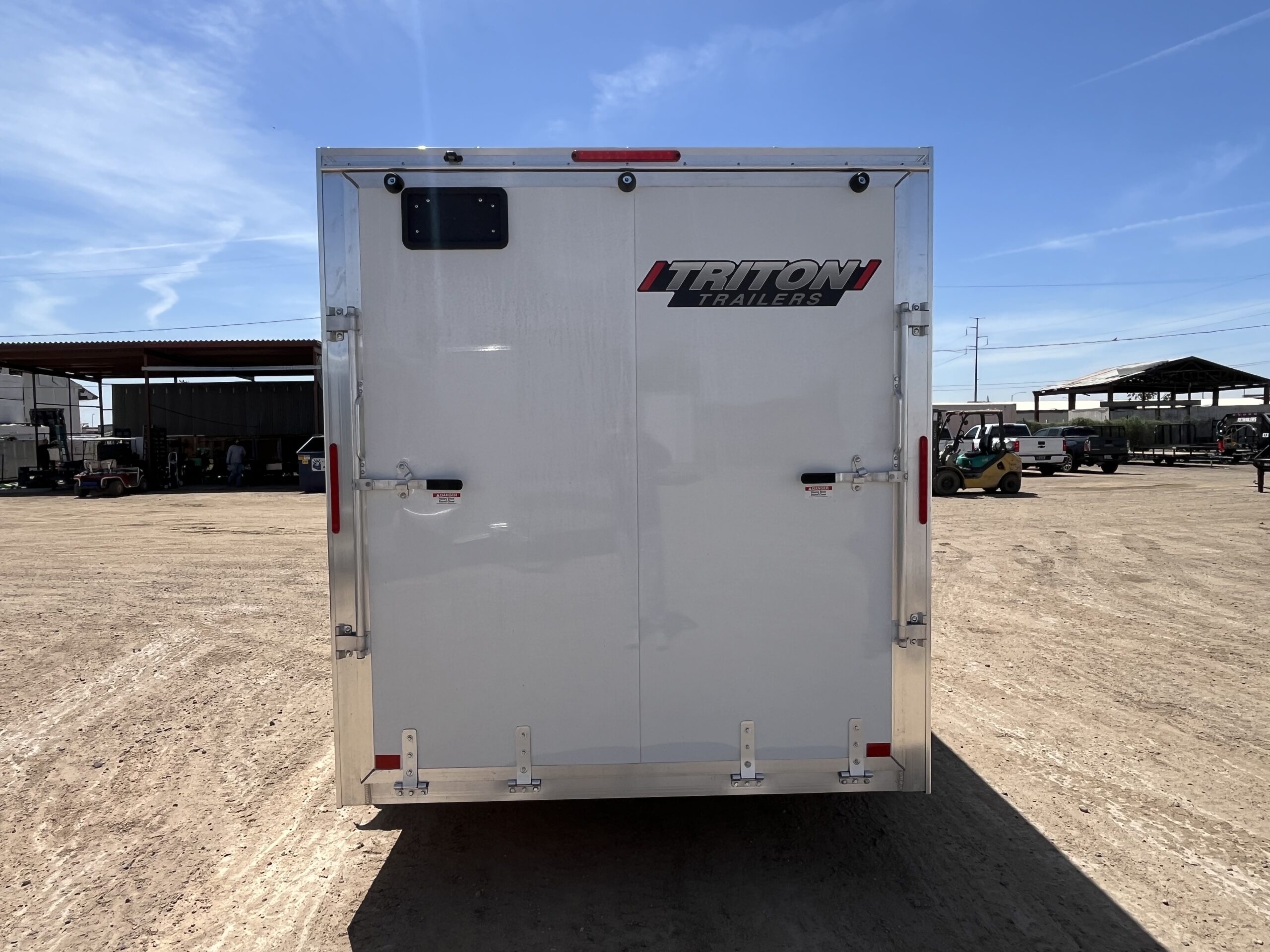 14x7 All Aluminum, XLTP2 Enclosed, 7K GVWR, Side Door, Ramp Door - Image 4