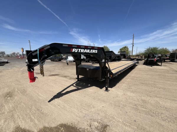 40' Gooseneck Low-Pro Flatdeck with Singles, 15,680 GVWR, Monster Ramps, 14 Ply Tires