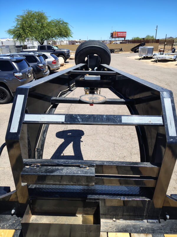 40' Low-Pro Flatdeck w/ Duals, Air Ride, Elec/Hyd Disc brakes, 25K GVWR