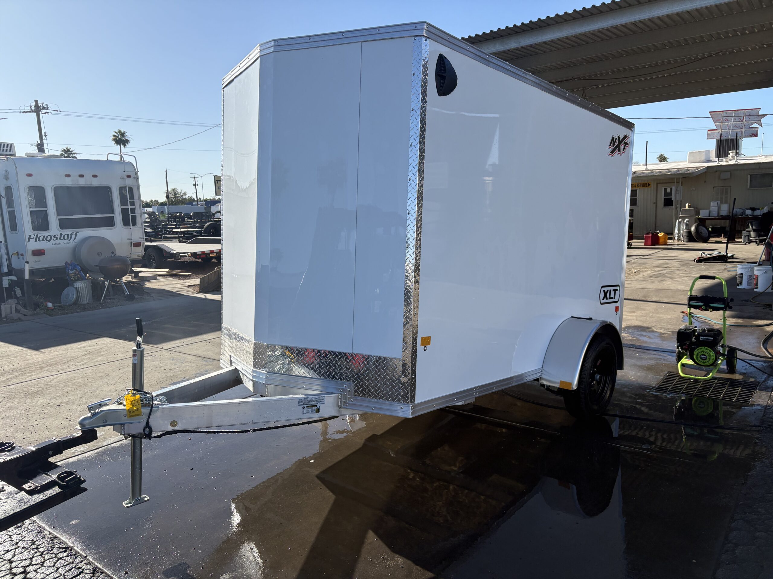 10x6 All Aluminum XLT-P Enclosed, 3K GVWR, 72" Side Door, Ramp Door - Image 2
