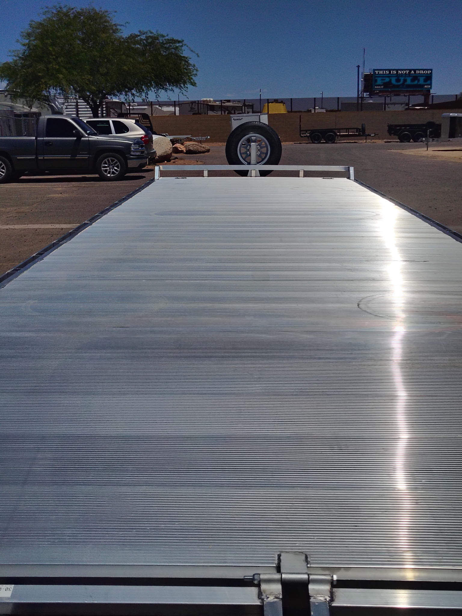 30X102 Tandem Axle, Deckover, Bi-Fold Tailgate (1030H-TA-BT-DT-RR-RTD) - Image 8