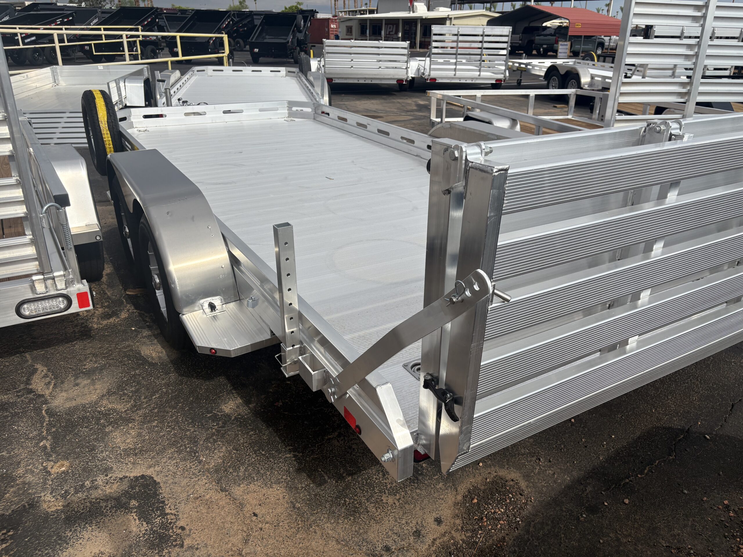 16x78 All Aluminum, 7K GVWR, Tandem Axle, W/ Bi-Fold Tailgate (7816TA-EL-BT-RTD) - Image 5