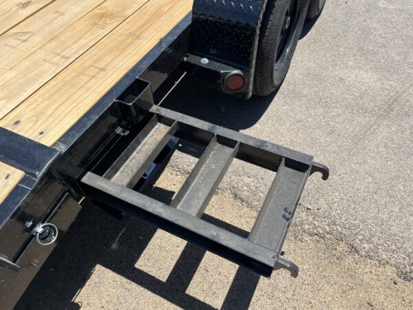18x83 Tandem Axle, 7K GVWR, Car Hauler