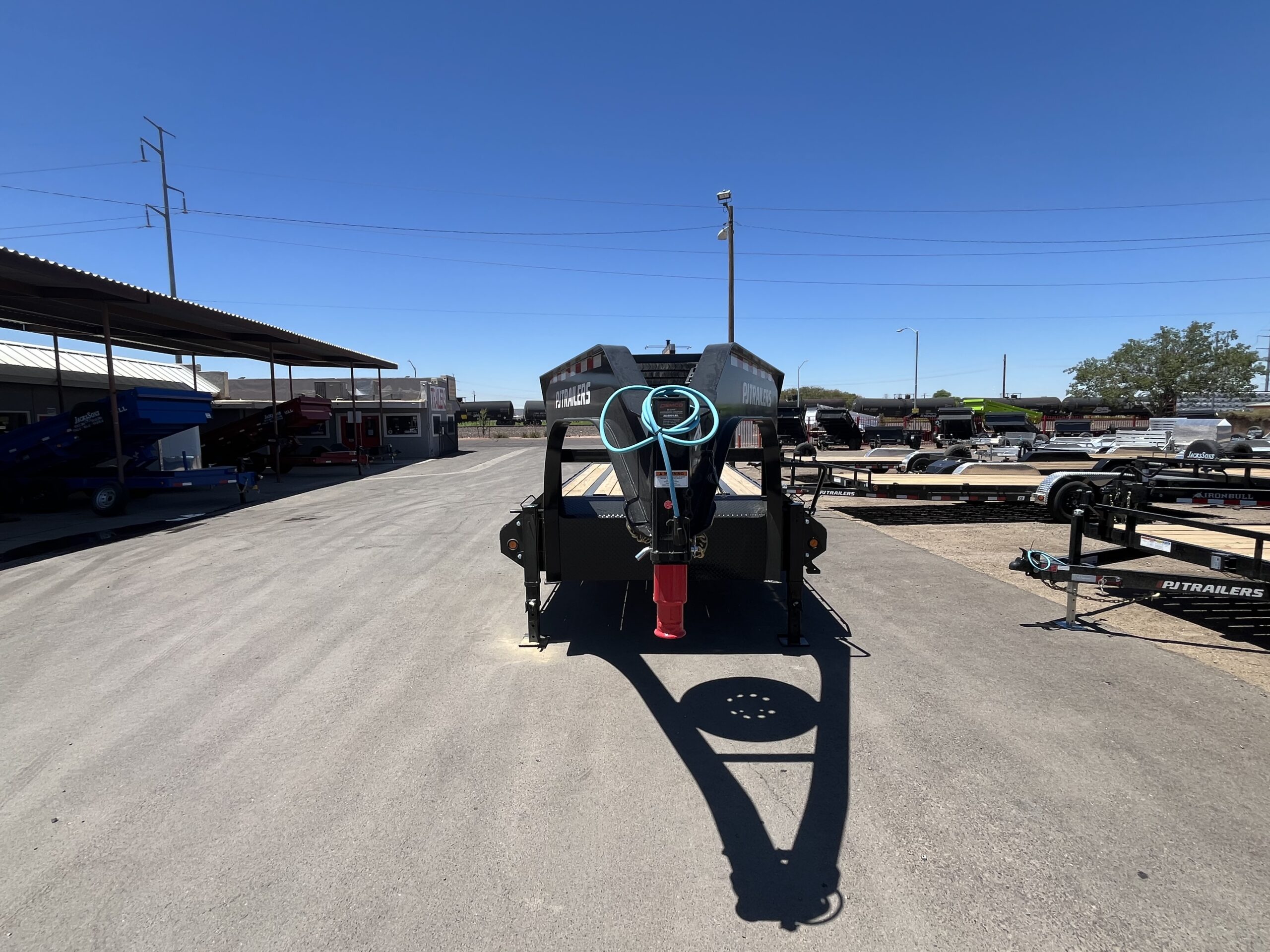 36' Gooseneck Low-Pro Flatdeck with Singles, 15,680 GVWR, Monster Ramps, 14 Ply Tires - Image 9