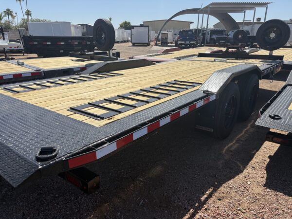 22x8.5 (18'+4') Tilt Bed Wide Body, 22K GVWR, 80" Steel Toolbox