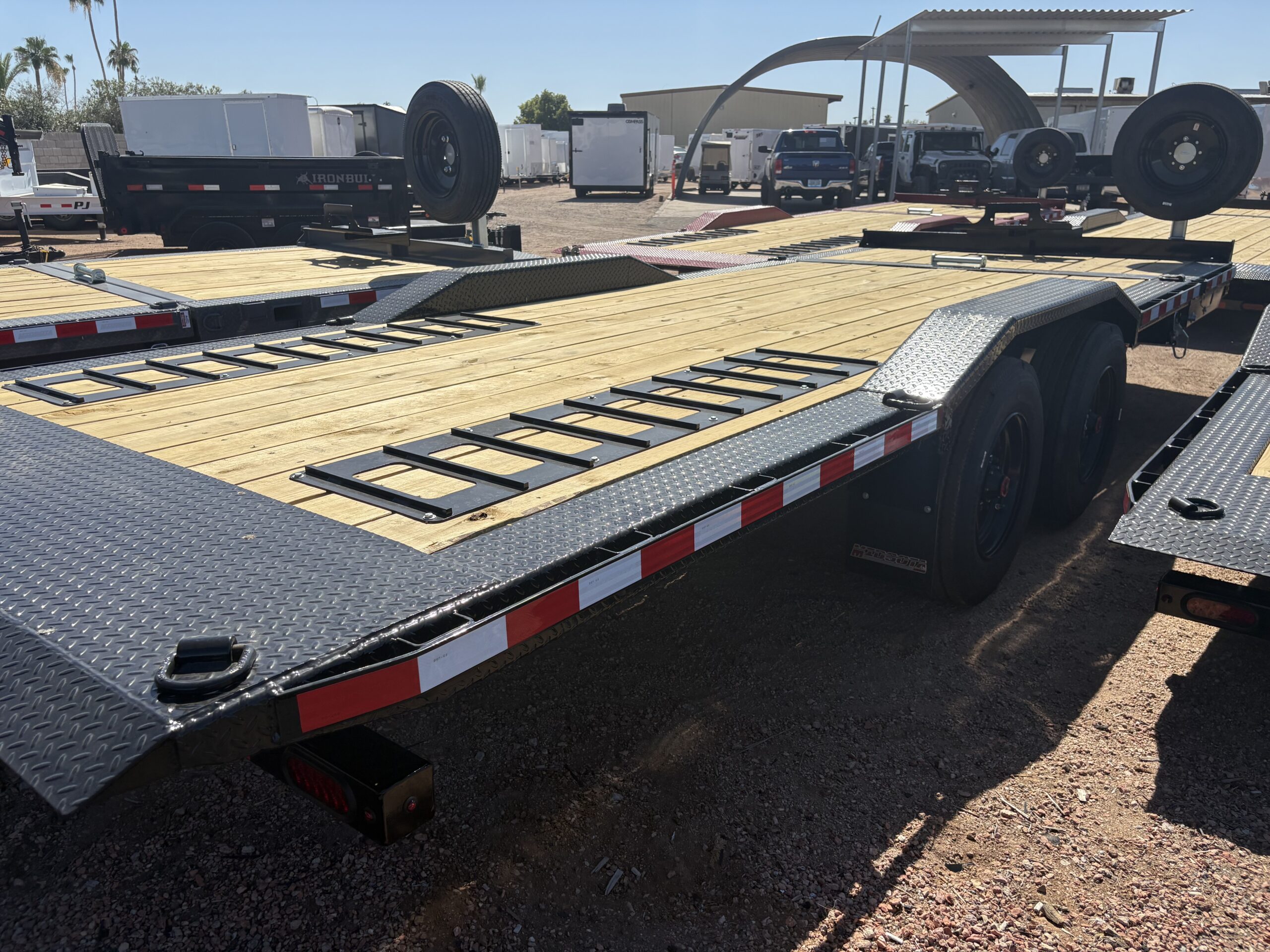 22x8.5 (18'+4') Tilt Bed Wide Body, 22K GVWR, 80" Steel Toolbox - Image 6